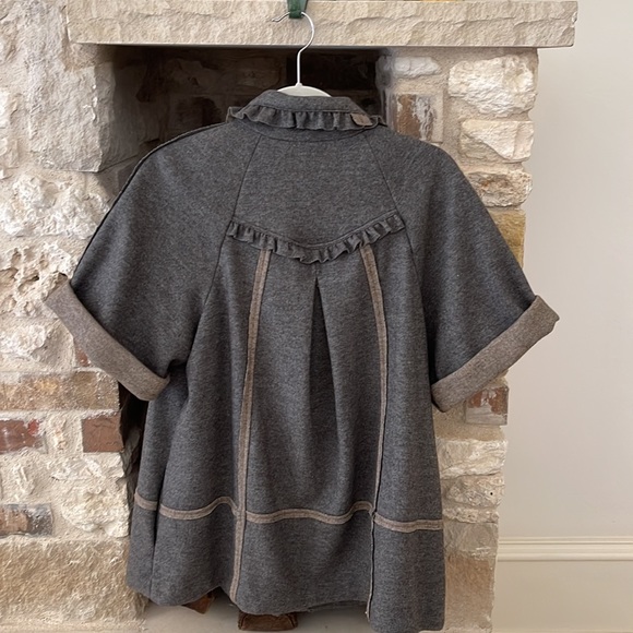 28” short sleeve jacket, polyester and wool. So cute layered - Picture 3 of 3